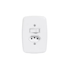 INTERRUPTOR C/ TOMADA 2P+T IDEALE 10A 250W C/ PLACA BRANCA REF 3215 PLUZIE